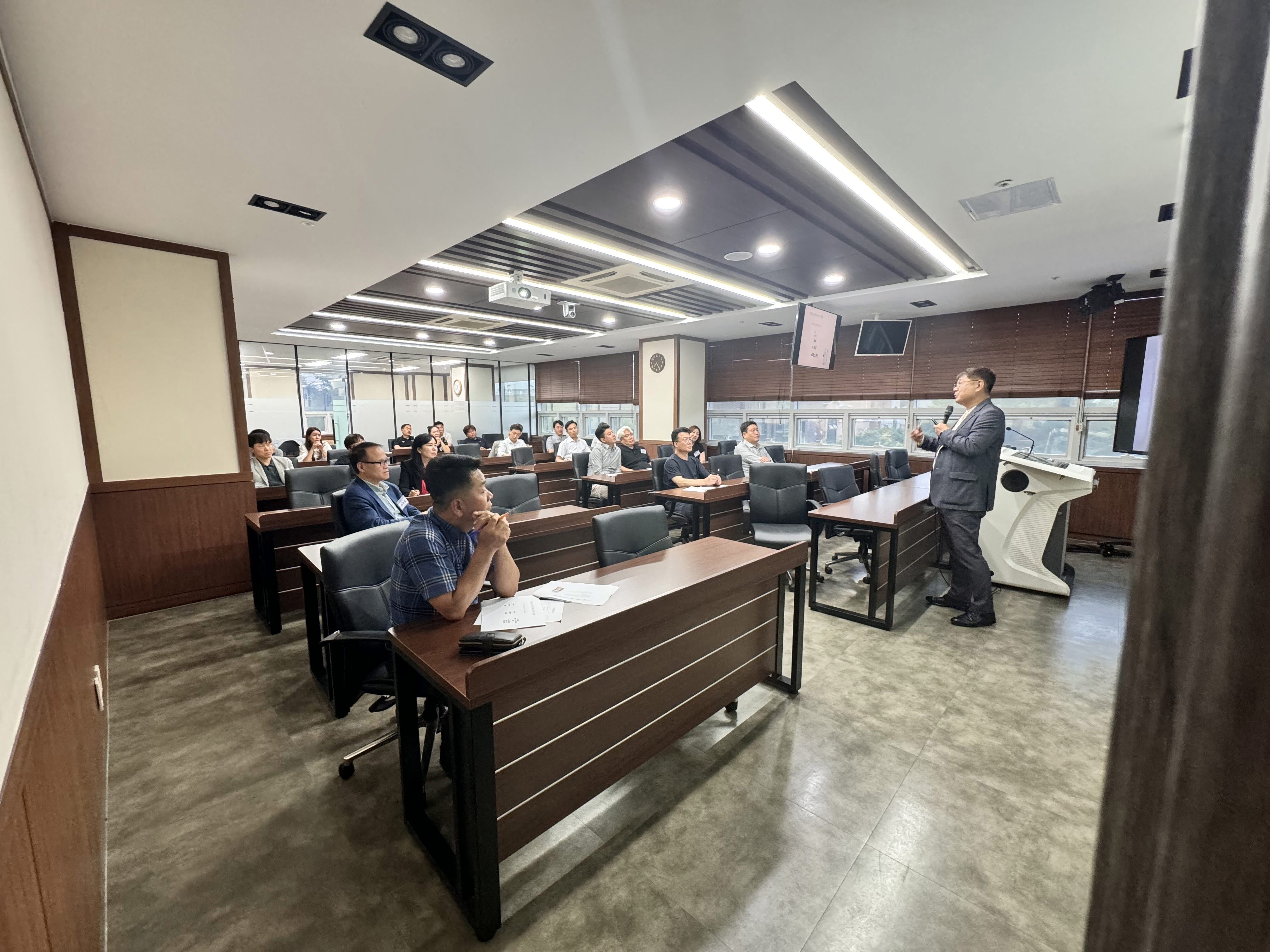 KakaoTalk_20240612_192433481_03