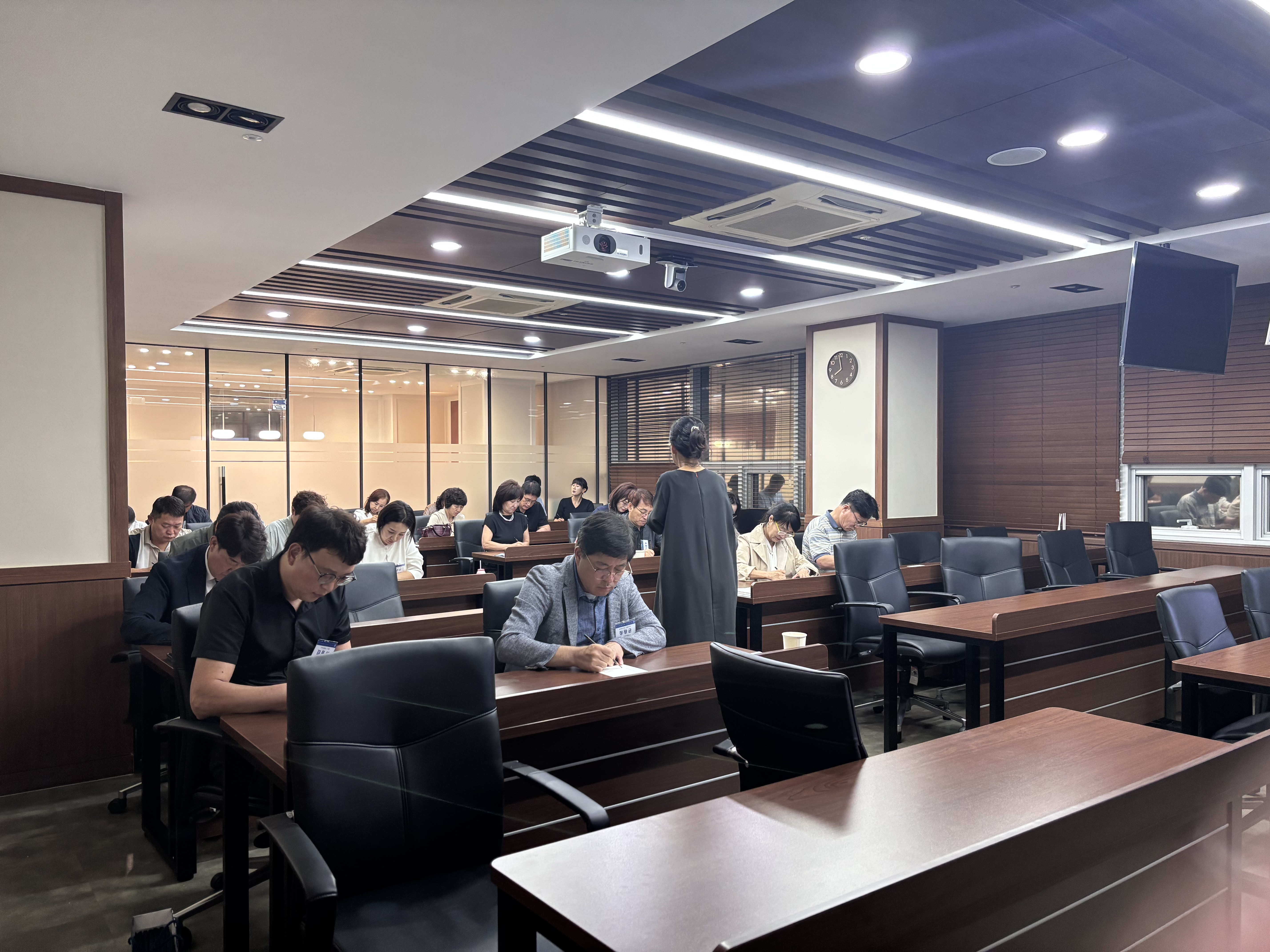 KakaoTalk_20250917_200033850_03